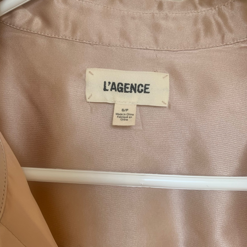 L'Agence 100% silk blouse in cream - Picture 3 of 9